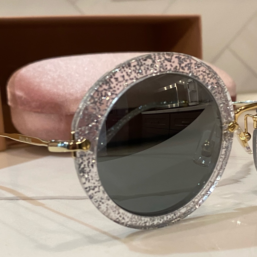 SOLD 🔺MIU MIU ROUND GLITTER MIRROR SUNGLASSES - Picture 6 of 13